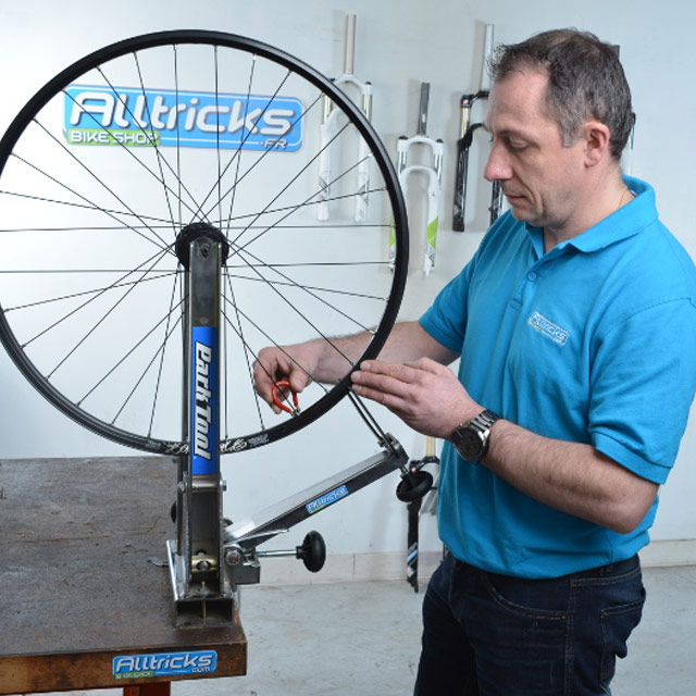 Fabriquer Un Dévoileur De Roue De Vélo